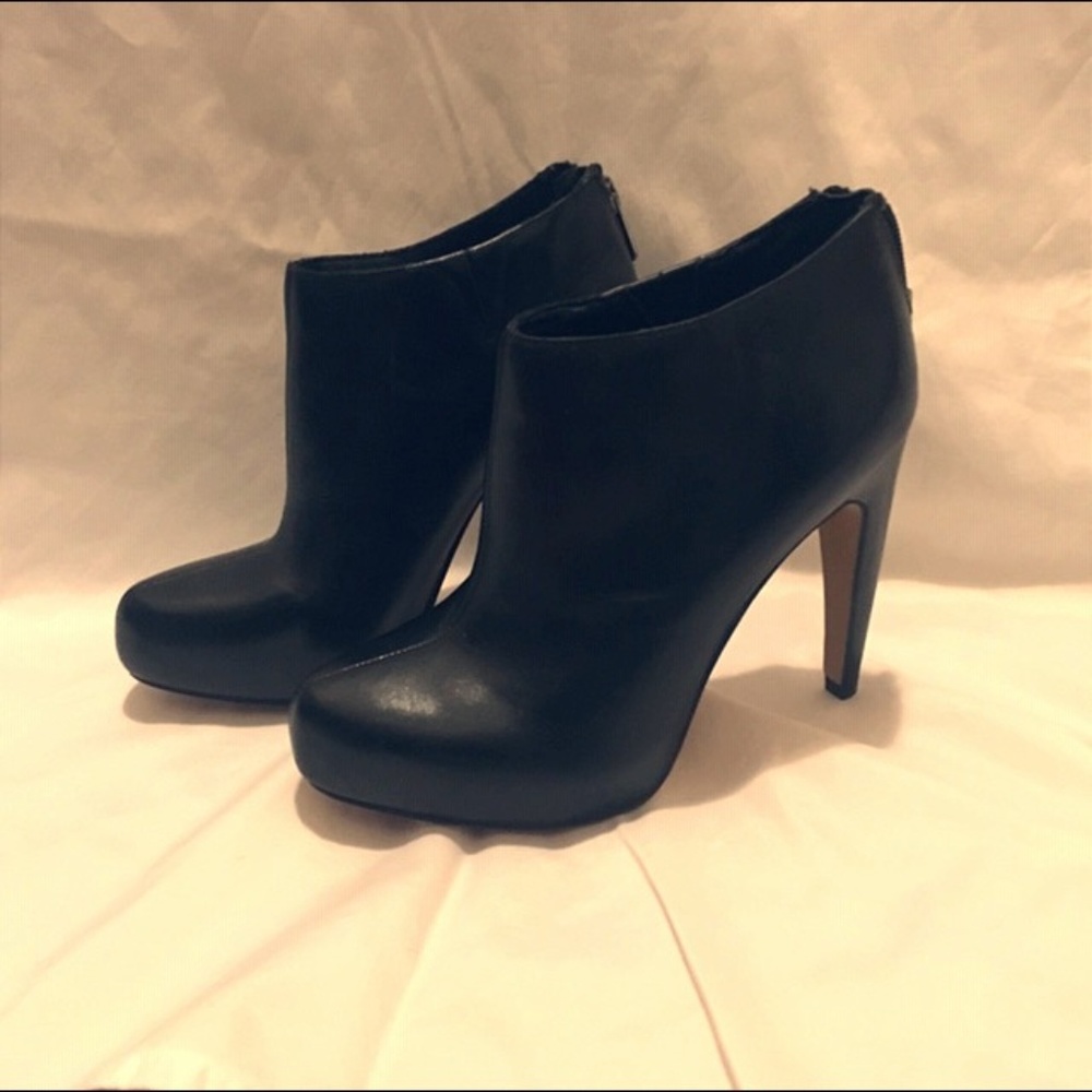 Sam Edelman black leather platform booties sz 6